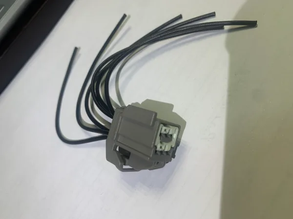 Разъем задних фонарей Ford-14 — 6pk2271
