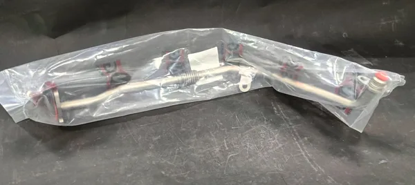 Трубка слива масла турбина Ford Transit FWD евро 5 125 лс новый 1763026 — gng81600013