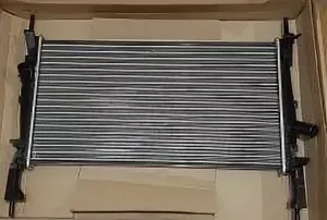 Радиатор охлаждения JP низкий 37 см Ford 569225JP ATY — 569225JP