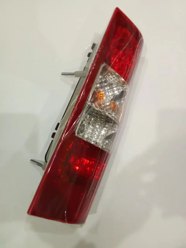 Фонарь задний правый ФОРД АНАЛОГ без платы 7056 5880 FORD — BSG30805009