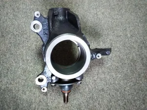 Кулак поворотный Peugeot Boxer (левый, Цапфа) F1357004080 OTOMOTIV — F1357004080