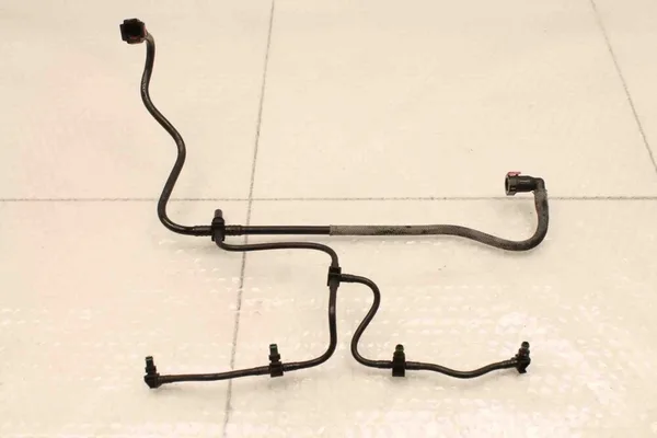 Топливопровод 115-140 л/с Ford Transit (обратка) F1473394 OTOMOTIV — F1473394