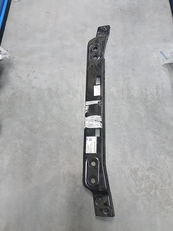 Опора радиатора Ford Transit F1373210 OTOMOTIV — F1373210