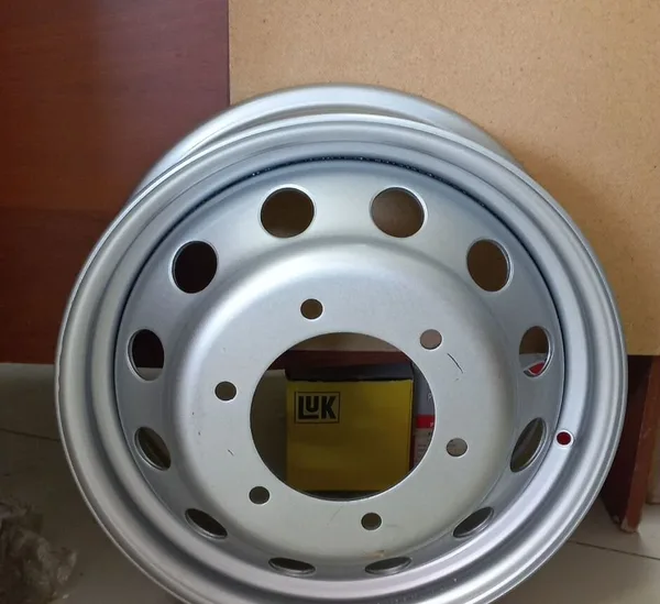 Диск колеса Ford Transit 2329202 сняты с новой машины — 2329202