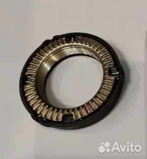 Гайка задней ступицы правая Tr14 4825975 FORD — 4825975
