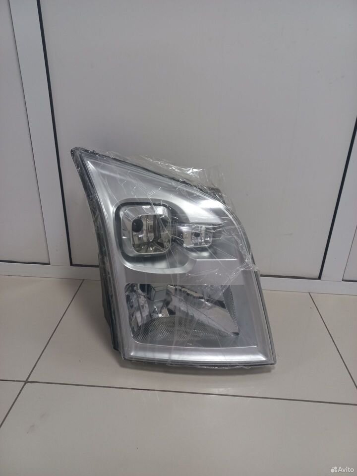 Фара правая 1486097 FORD — 1486097