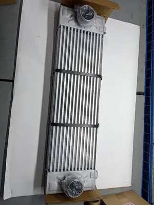 Теплообменник интеркулер Tr > 14 г (не оригинал ) AVM 1822177 AVM — AVM 1822177