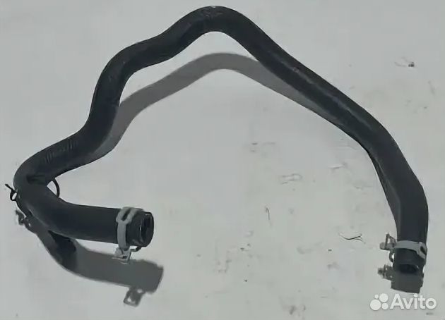 Шланг егр с охлаждением на 2,2L 140-155 л.с 1755491 FORD — 1755491