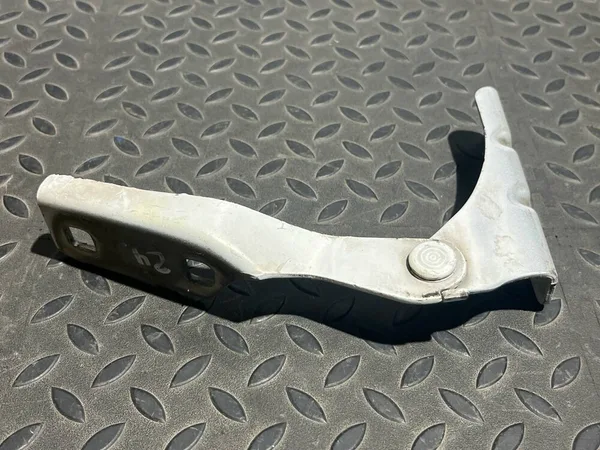 Петля капота 6С11 16801 АС Ford Transit (левая) 11-338-001 1405814 FASE — 11-338-001 1405814
