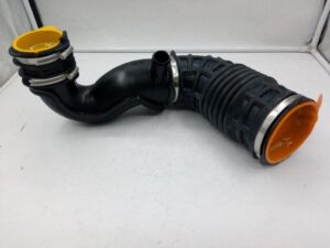 Патрубок от корпуса воздушного фильтра Tr14- в сборе — FORD 2267016 — 2267016